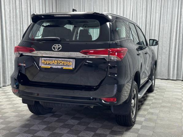 Toyota Fortuner II с пробегом 2017 года, цена 3 870 000 рублей, 65408 км, внедорожник, Автокод Объявления