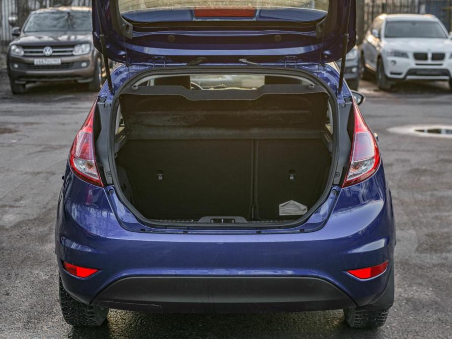 Ford Fiesta Mk6 Рестайлинг Санкт-Петербург  - изображение 12