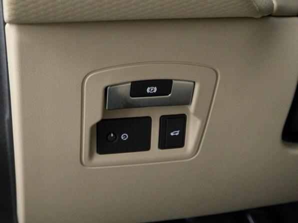 Land Rover Range Rover Velar I с пробегом 2018 года, цена 3 399 050 рублей, 108977 км, внедорожник, Автокод Объявления