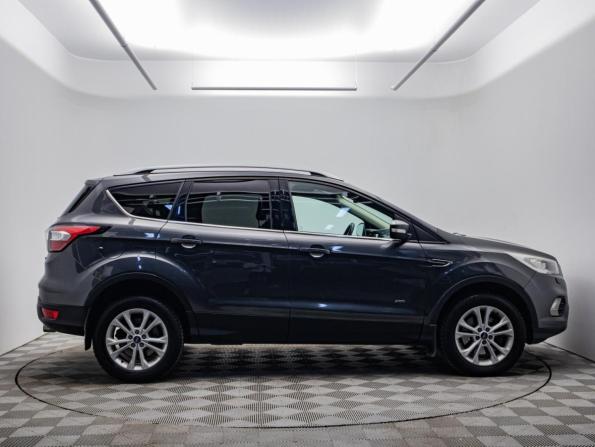 Ford Kuga II Рестайлинг с пробегом 2018 года, цена 1 230 000 рублей, 242701 км, внедорожник, Автокод Объявления
