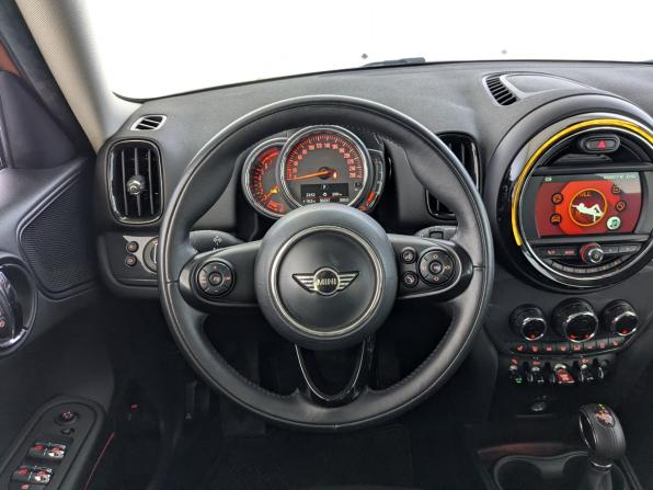 Mini Countryman II с пробегом 2018 года, цена 2 450 000 рублей, 30250 км, внедорожник, Автокод Объявления