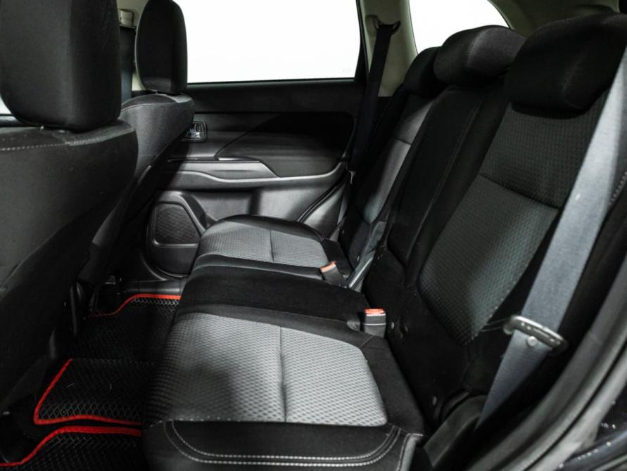 Mitsubishi Outlander III Рестайлинг 3 Санкт-Петербург  - изображение 10