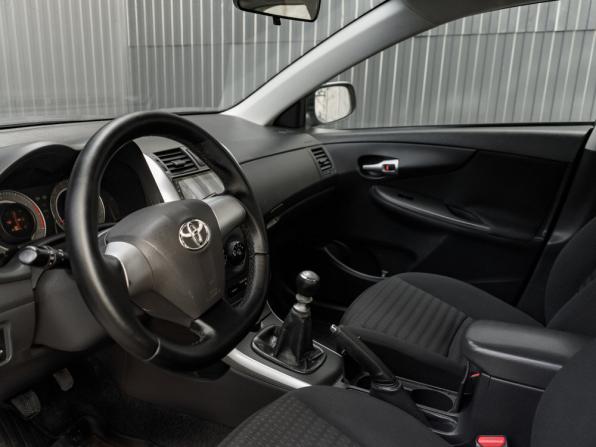 Toyota Corolla X (E140 E150) Рестайлинг с пробегом 2012 года, цена 1 050 000 рублей, 217783 км, седан, Автокод Объявления