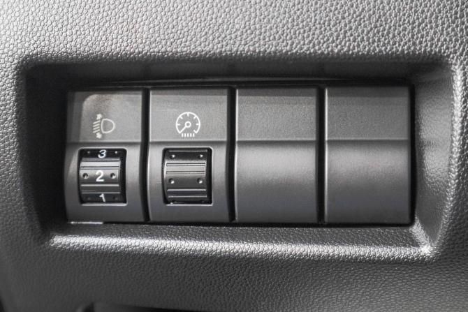Mazda 3 I (BK) Рестайлинг с пробегом 2008 года, цена 749 000 рублей, 260000 км, седан, Автокод Объявления