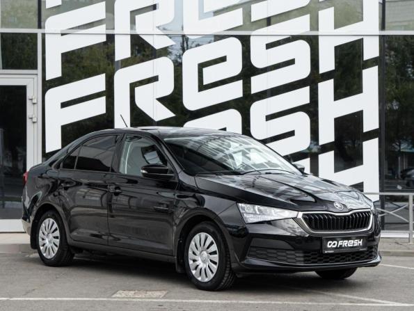Skoda Rapid II с пробегом 2021 года, цена 1 512 900 рублей, 90128 км, лифтбек, Автокод Объявления