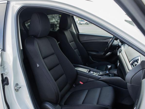 Mazda 6 III (GJ) Рестайлинг 2 с пробегом 2018 года, цена 2 310 000 рублей, 86476 км, седан, Автокод Объявления