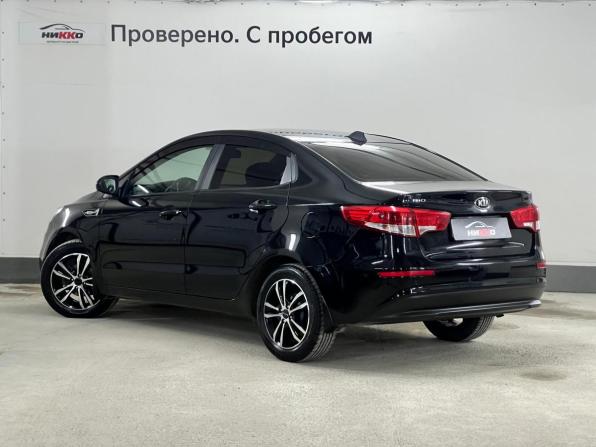 Kia Rio III Рестайлинг с пробегом 2017 года, цена 941 000 рублей, 172746 км, седан, Автокод Объявления