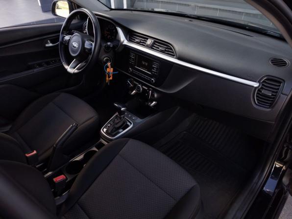 Kia Rio IV Рестайлинг с пробегом 2020 года, цена 1 430 000 рублей, 72000 км, хэтчбек, Автокод Объявления