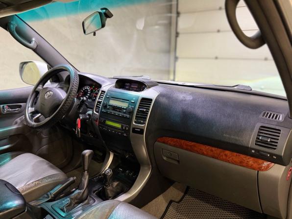 Toyota Land Cruiser Prado 120 Series с пробегом 2005 года, цена 1 300 000 рублей, 420798 км, внедорожник, Автокод Объявления