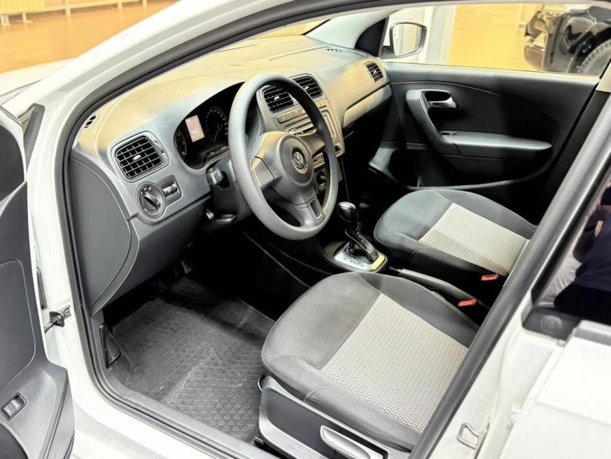 Volkswagen Polo V Рестайлинг Красноярск  - изображение 8