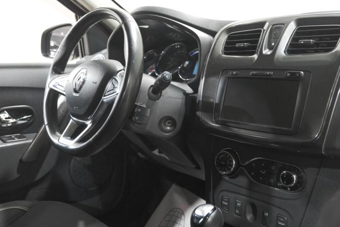 Renault Sandero II Рестайлинг с пробегом 2018 года, цена 1 169 000 рублей, 132000 км, хэтчбек, Автокод Объявления