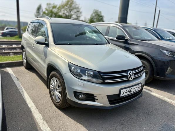 Volkswagen Tiguan I Рестайлинг с пробегом 2014 года, цена 1 499 000 рублей, 94000 км, внедорожник, Автокод Объявления