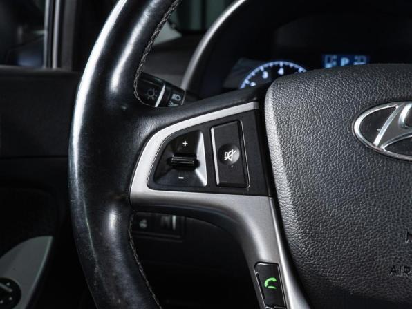 Hyundai Solaris I Рестайлинг с пробегом 2015 года, цена 1 189 000 рублей, 61934 км, хэтчбек, Автокод Объявления