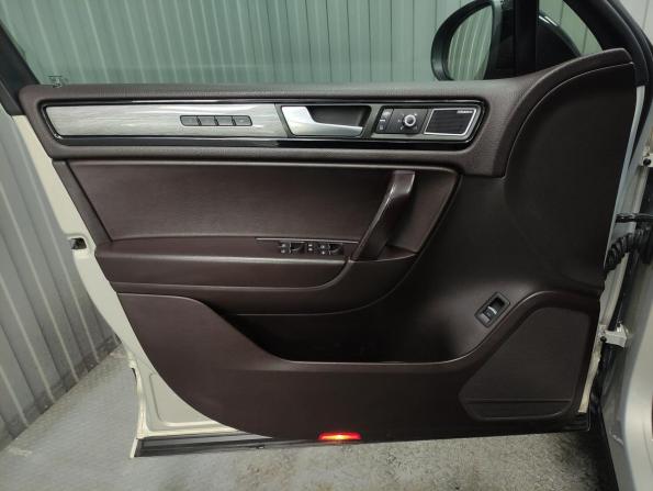 Volkswagen Touareg II Рестайлинг с пробегом 2014 года, цена 2 150 000 рублей, 287500 км, внедорожник, Автокод Объявления