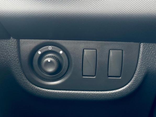 Renault Logan II Рестайлинг с пробегом 2020 года, цена 1 200 000 рублей, 58720 км, седан, Автокод Объявления
