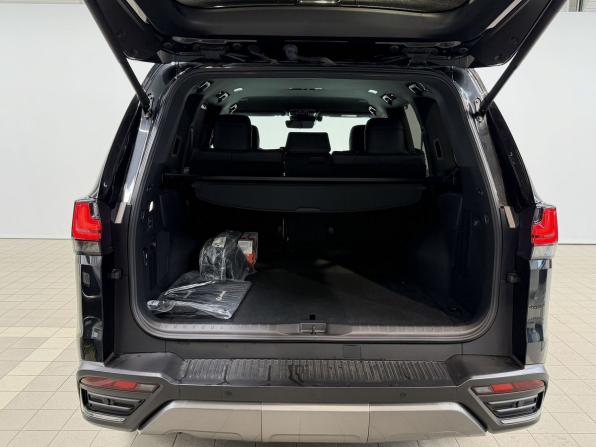 Lexus LX IV с пробегом 2022 года, цена 17 300 000 рублей, 50 км, внедорожник, Автокод Объявления
