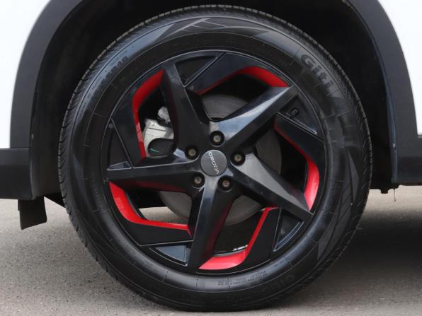 Omoda C5 I с пробегом 2023 года, цена 1 800 000 рублей, 30738 км, внедорожник, Автокод Объявления