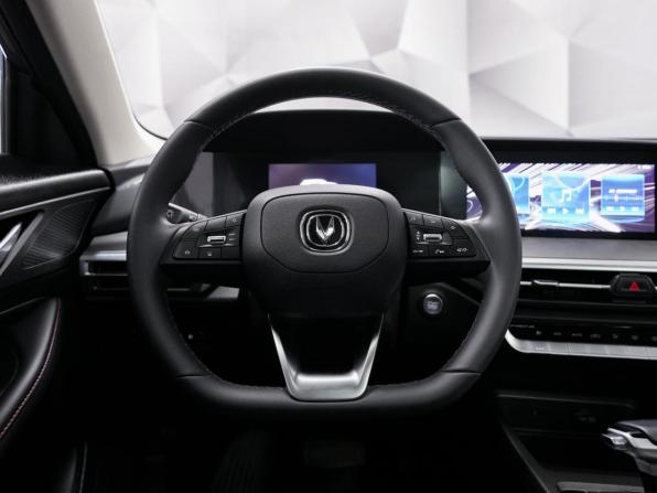 Changan CS35 Plus I Рестайлинг с пробегом 2024 года, цена 1 997 000 рублей, 29900 км, внедорожник, Автокод Объявления