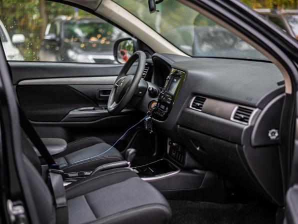 Mitsubishi Outlander III Рестайлинг 2 с пробегом 2017 года, цена 1 350 000 рублей, 191189 км, внедорожник, Автокод Объявления