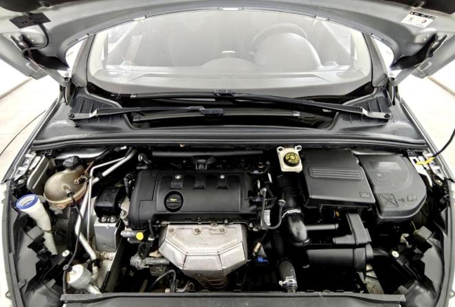 Peugeot 308 I Рестайлинг с пробегом 2012 года, цена 375 000 рублей, 219399 км, хэтчбек, Автокод Объявления