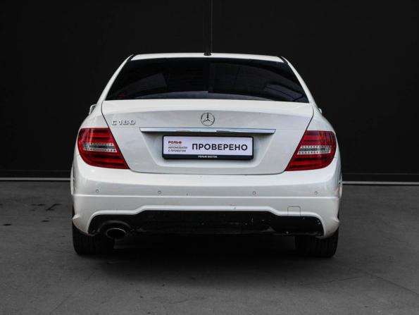 Mercedes-Benz C-Класс III (W204) Рестайлинг с пробегом 2011 года, цена 1 400 000 рублей, 153666 км, седан, Автокод Объявления
