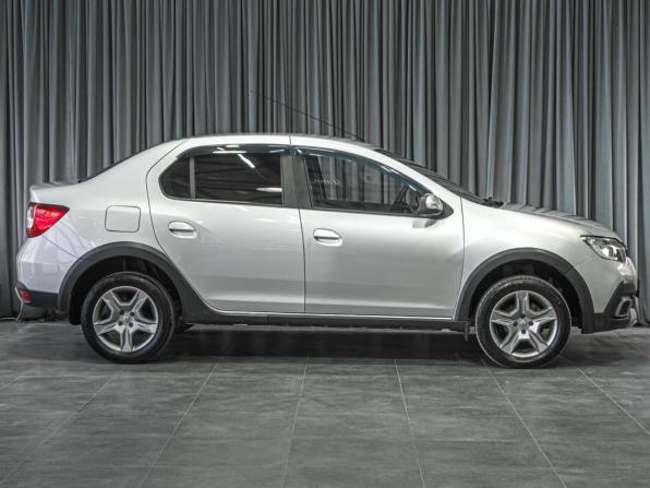 Renault Logan II Рестайлинг с пробегом 2019 года, цена 949 000 рублей, 78400 км, седан, Автокод Объявления