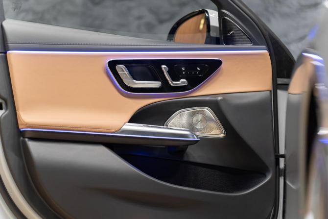 Новый Mercedes-Benz E-Класс AMG VI (W214) 2025 года, цена 15 490 000 рублей, седан, Автокод Объявления