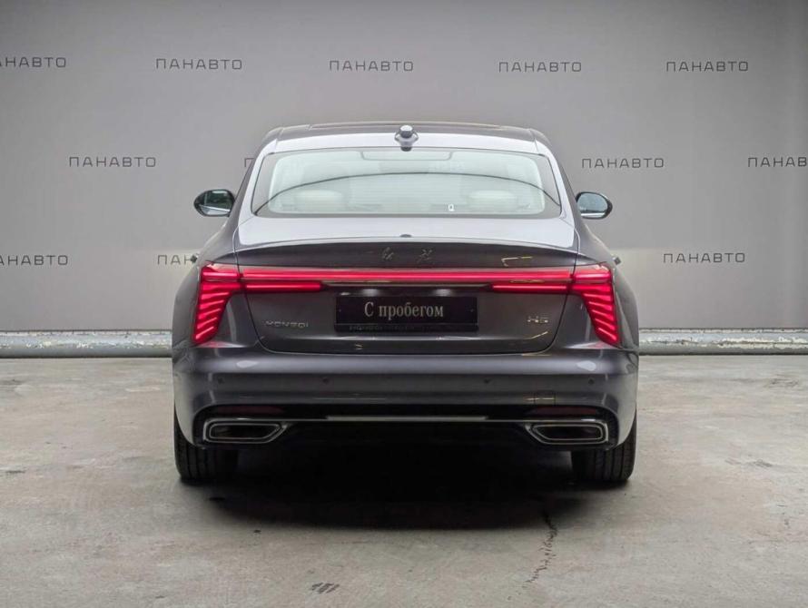 Hongqi H5 II Москва  - изображение 4