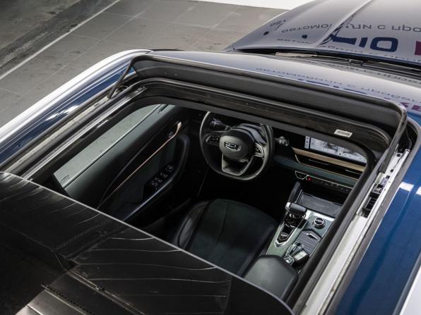 Geely Monjaro I с пробегом 2023 года, цена 3 270 000 рублей, 49498 км, внедорожник, Автокод Объявления