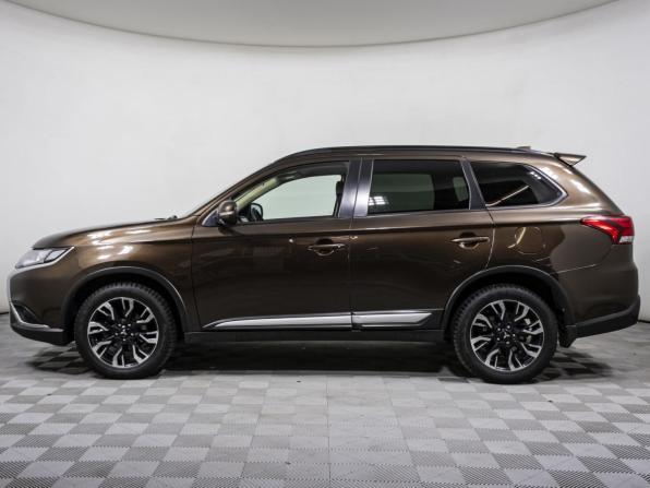 Mitsubishi Outlander III Рестайлинг 3 с пробегом 2021 года, цена 2 598 000 рублей, 69931 км, внедорожник, Автокод Объявления