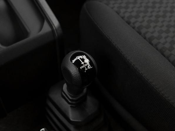 Suzuki Jimny IV с пробегом 2021 года, цена 3 580 000 рублей, 4476 км, внедорожник, Автокод Объявления