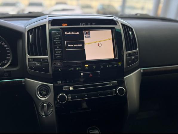 Toyota Land Cruiser 200 Series с пробегом 2012 года, цена 3 210 000 рублей, 317830 км, внедорожник, Автокод Объявления