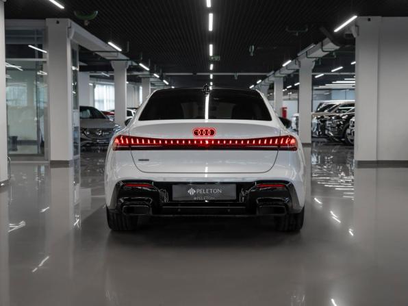 Audi A5 III (B10) с пробегом 2025 года, цена 5 600 000 рублей, 2709 км, седан, Автокод Объявления
