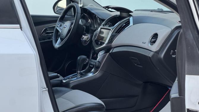 Chevrolet Cruze I Рестайлинг с пробегом 2013 года, цена 749 990 рублей, 175000 км, седан, Автокод Объявления