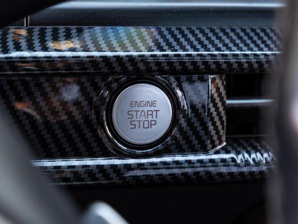 Kia K5 III с пробегом 2021 года, цена 3 030 000 рублей, 88426 км, седан, Автокод Объявления