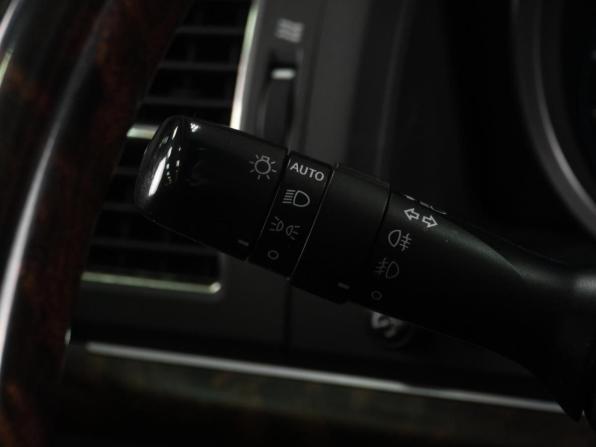 Toyota Land Cruiser 200 Series Рестайлинг 1 с пробегом 2012 года, цена 2 949 000 рублей, 385132 км, внедорожник, Автокод Объявления