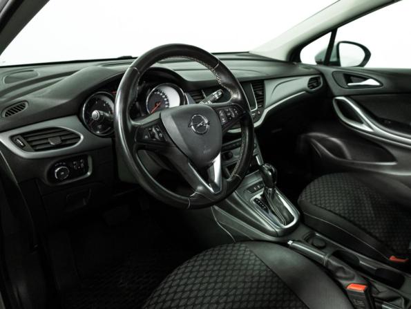 Opel Astra K Рестайлинг с пробегом 2020 года, цена 1 529 700 рублей, 131862 км, универсал, Автокод Объявления