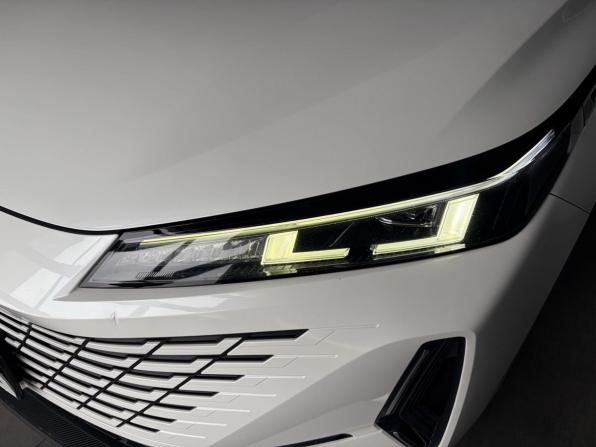 Changan Lamore с пробегом 2023 года, цена 1 850 000 рублей, 76694 км, седан, Автокод Объявления