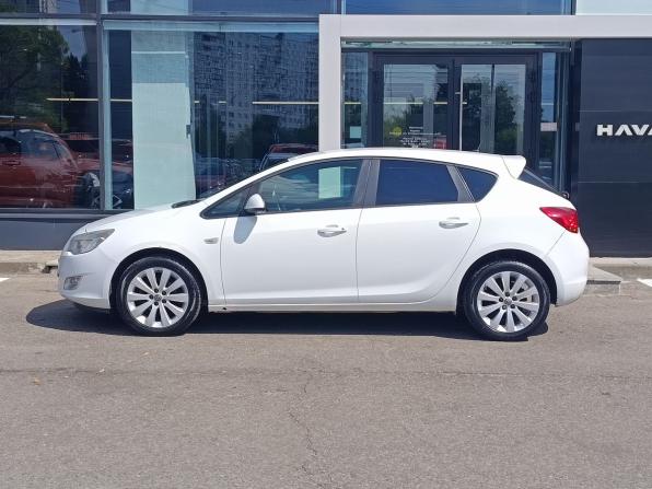 Opel Astra J с пробегом 2012 года, цена 599 000 рублей, 293633 км, хэтчбек, Автокод Объявления