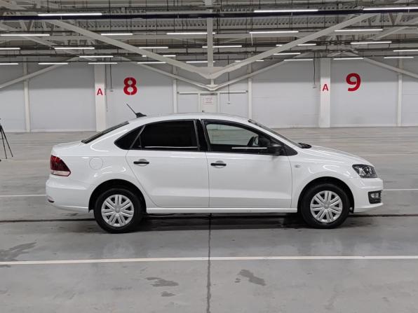Volkswagen Polo V Рестайлинг с пробегом 2020 года, цена 1 081 000 рублей, 130046 км, седан, Автокод Объявления