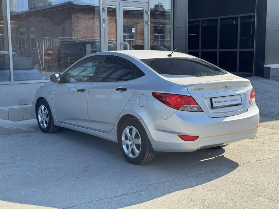Hyundai Solaris I Новосибирск  - изображение 7