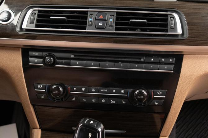 BMW 7 серии V (F01/F02/F04) с пробегом 2008 года, цена 1 429 000 рублей, 224000 км, седан, Автокод Объявления