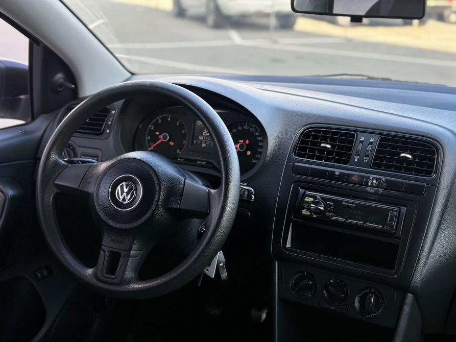 Volkswagen Polo V Рестайлинг Челябинск  - изображение 19