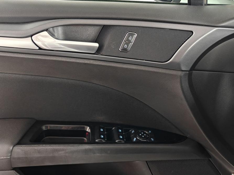 Ford Mondeo V Москва  - изображение 15