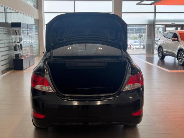Hyundai Solaris I с пробегом 2014 года, цена 849 000 рублей, 185110 км, седан, Автокод Объявления