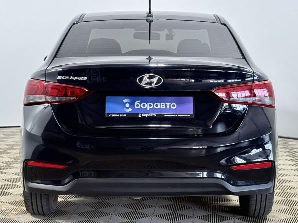 Hyundai Solaris II с пробегом 2018 года, цена 1 230 000 рублей, 111035 км, седан, Автокод Объявления
