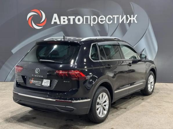 Volkswagen Tiguan II Рестайлинг с пробегом 2021 года, цена 3 090 000 рублей, 88823 км, внедорожник, Автокод Объявления
