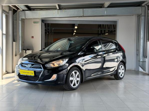 Hyundai Solaris I с пробегом 2013 года, цена 729 000 рублей, 114000 км, хэтчбек, Автокод Объявления