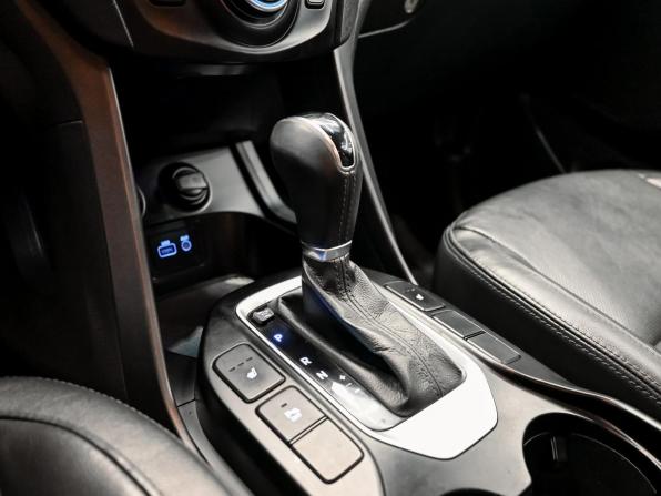Hyundai Santa Fe III Рестайлинг с пробегом 2016 года, цена 1 790 000 рублей, 213671 км, внедорожник, Автокод Объявления