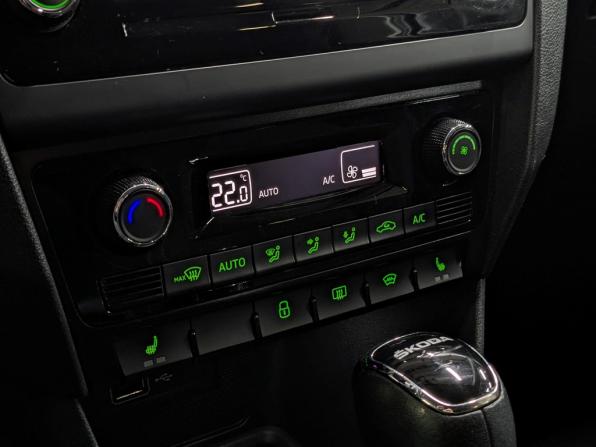 Skoda Rapid I Рестайлинг с пробегом 2018 года, цена 1 600 000 рублей, 86724 км, лифтбек, Автокод Объявления